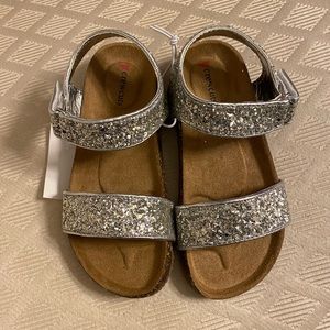 J crew sandals NWT. Silver glitter straps with cork bottom. Girls 10